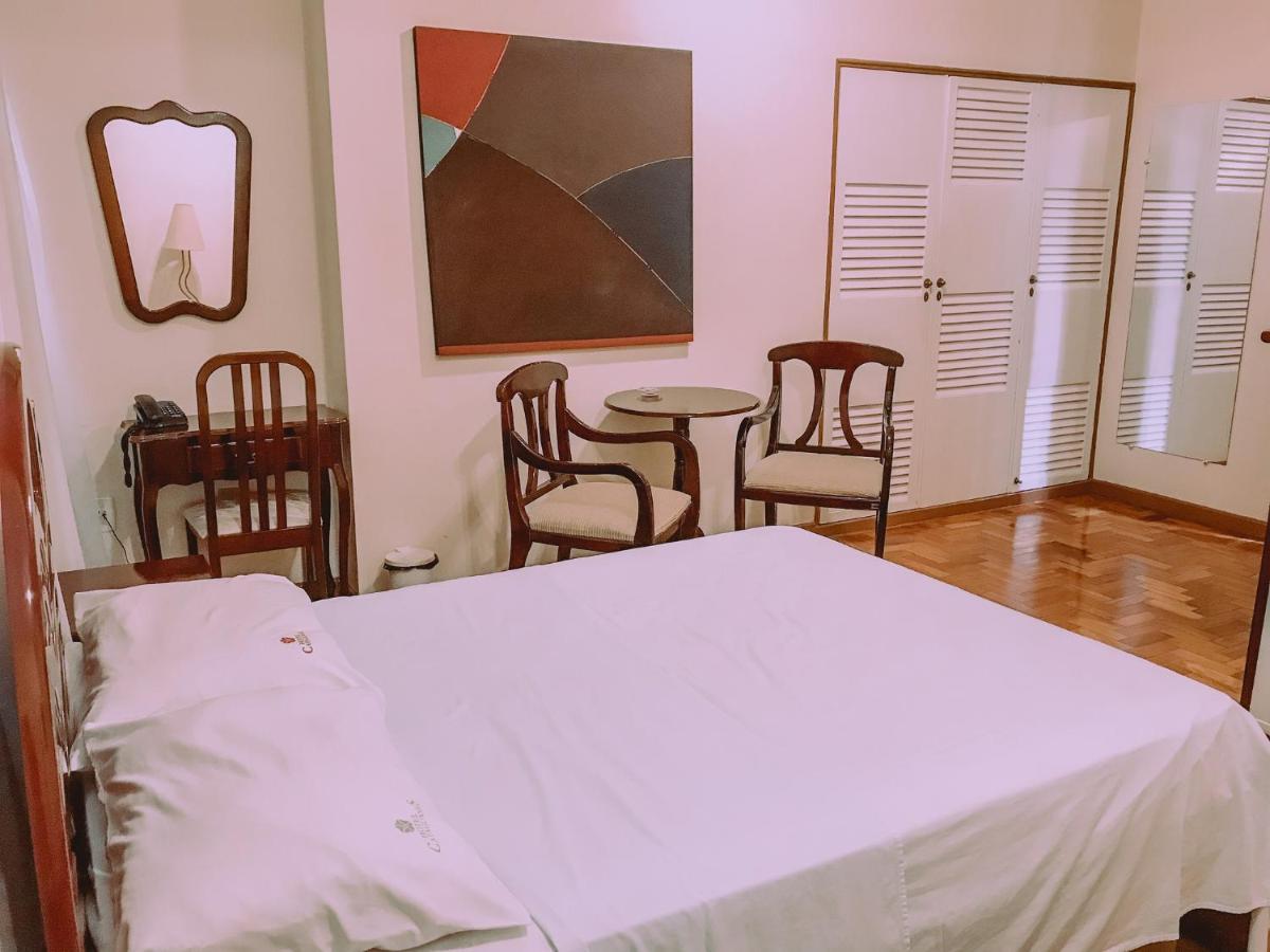Quarto Superior com 2 Camas de Solteiro