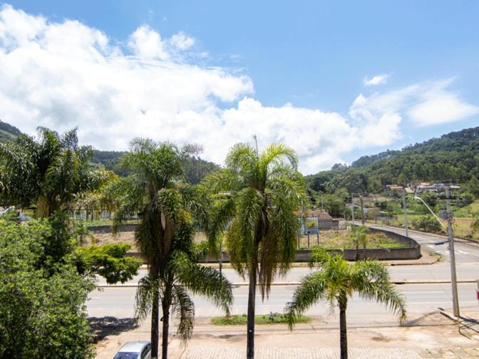 Quarto Triplo Econômico