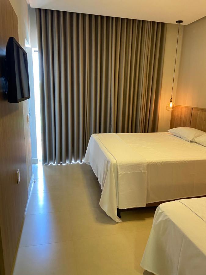 Quarto Triplo Superior com Varanda