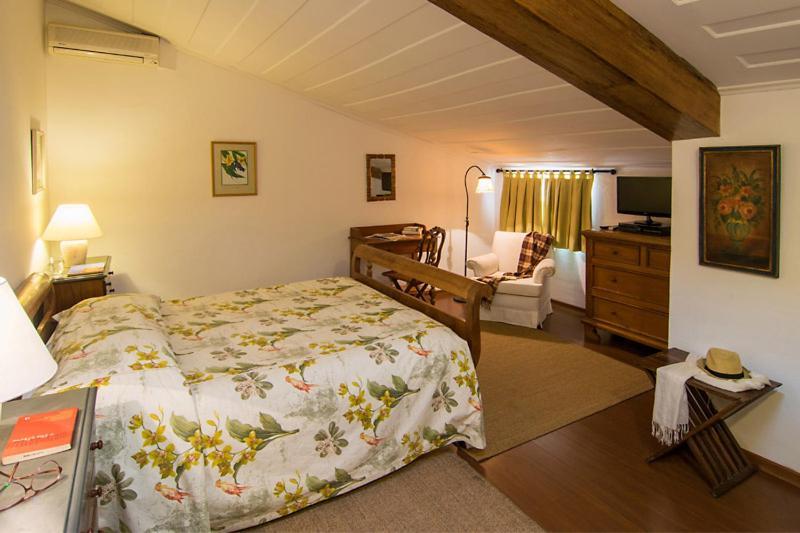 Quarto Duplo Standard