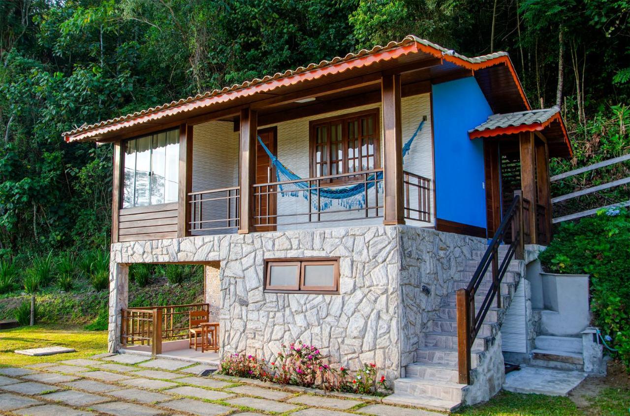 Quarto Duplo com Banheira de Hidromassagem