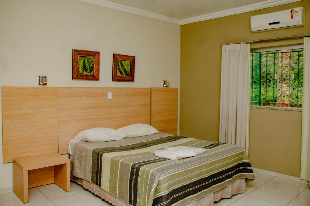 Quarto Duplo com Vista do Jardim
