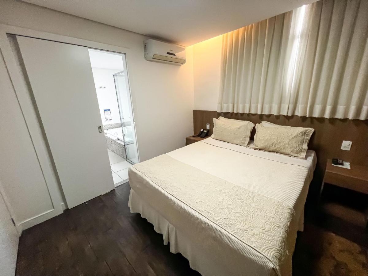Queen Room with Spa Bath