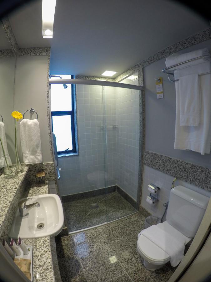 Executive Suite,1498633435:JPEG