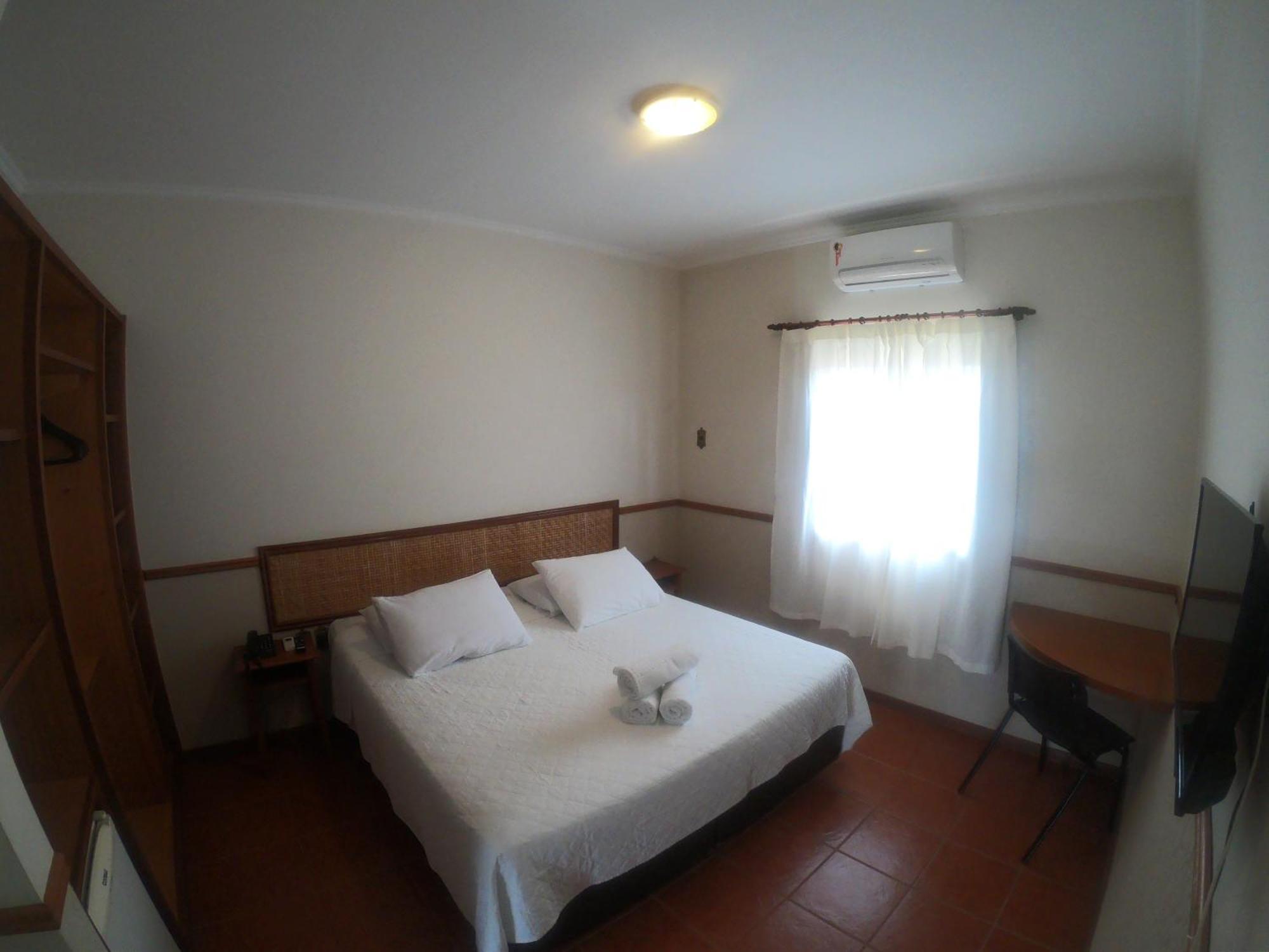 Standard Room,1342613525:JPEG