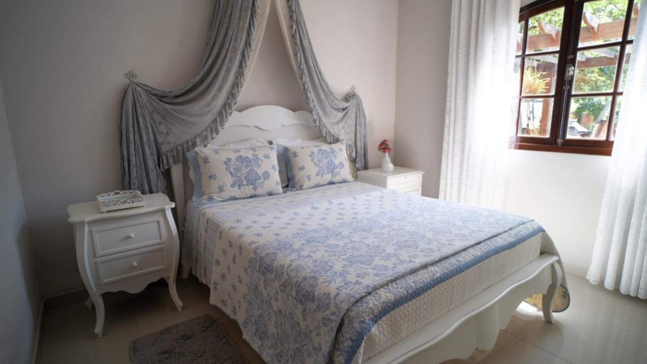 Deluxe Queen Room,1559112694:JPEG