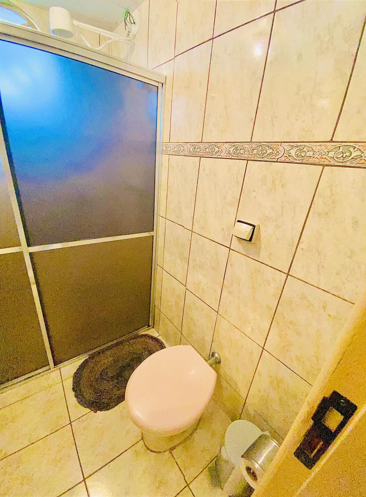 Queen Suite,1563468766:JPEG