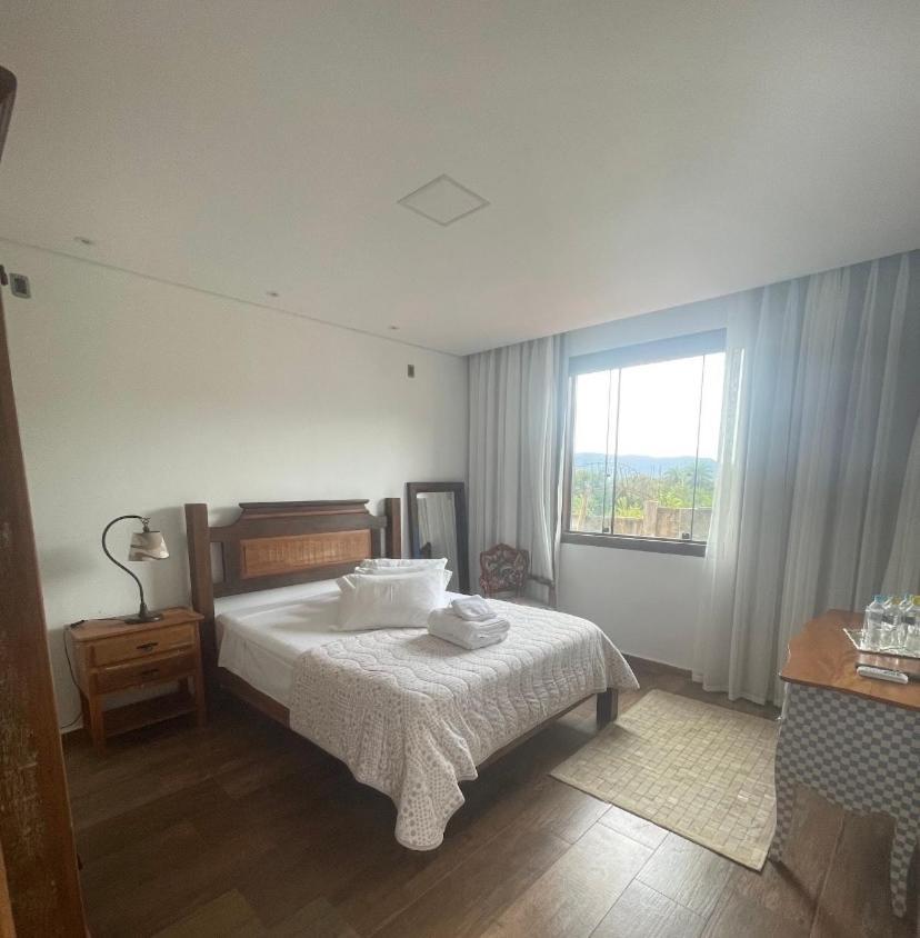 Deluxe Queen Room,1588627937:JPEG