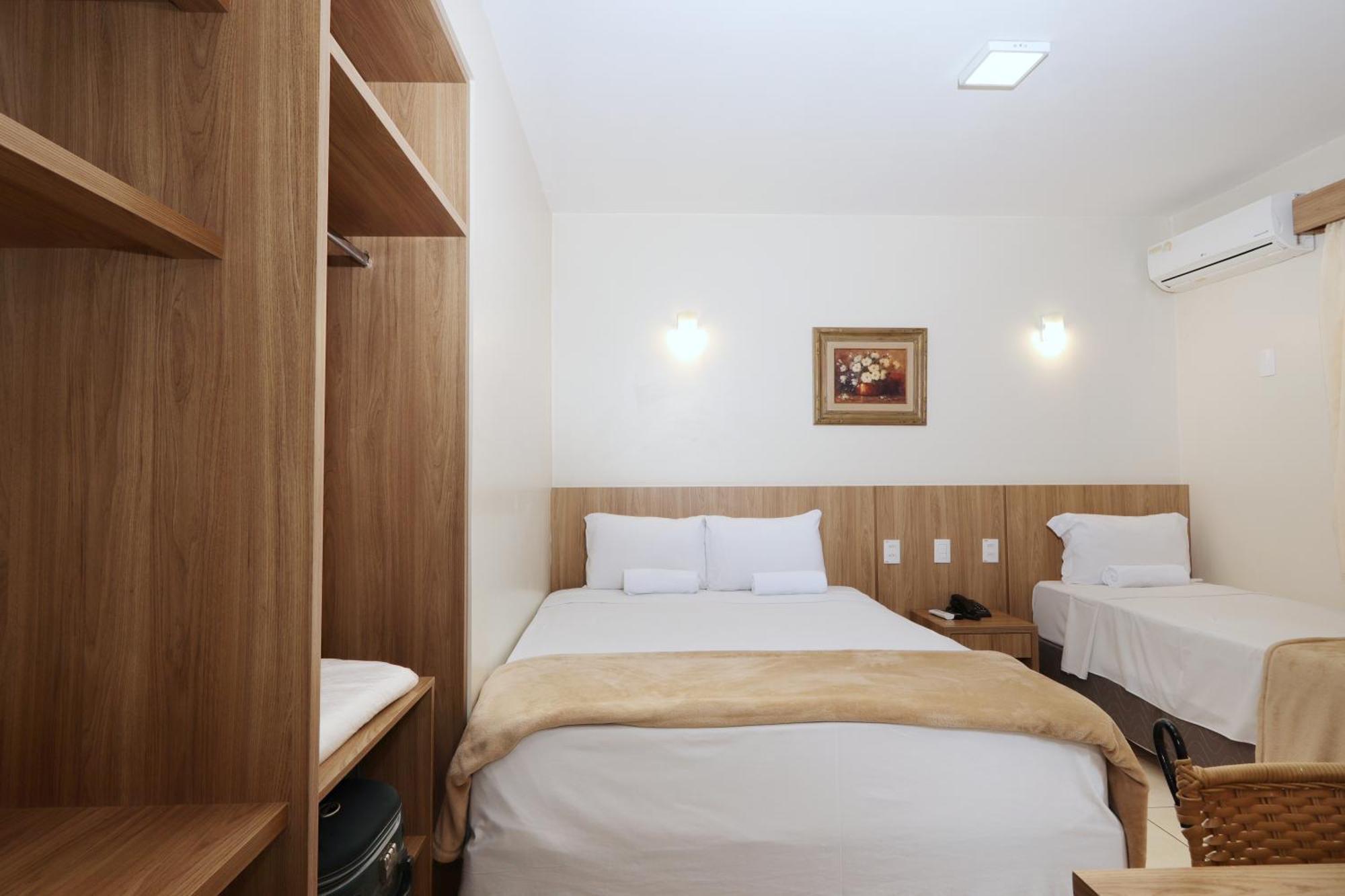 Quarto Triplo Standard