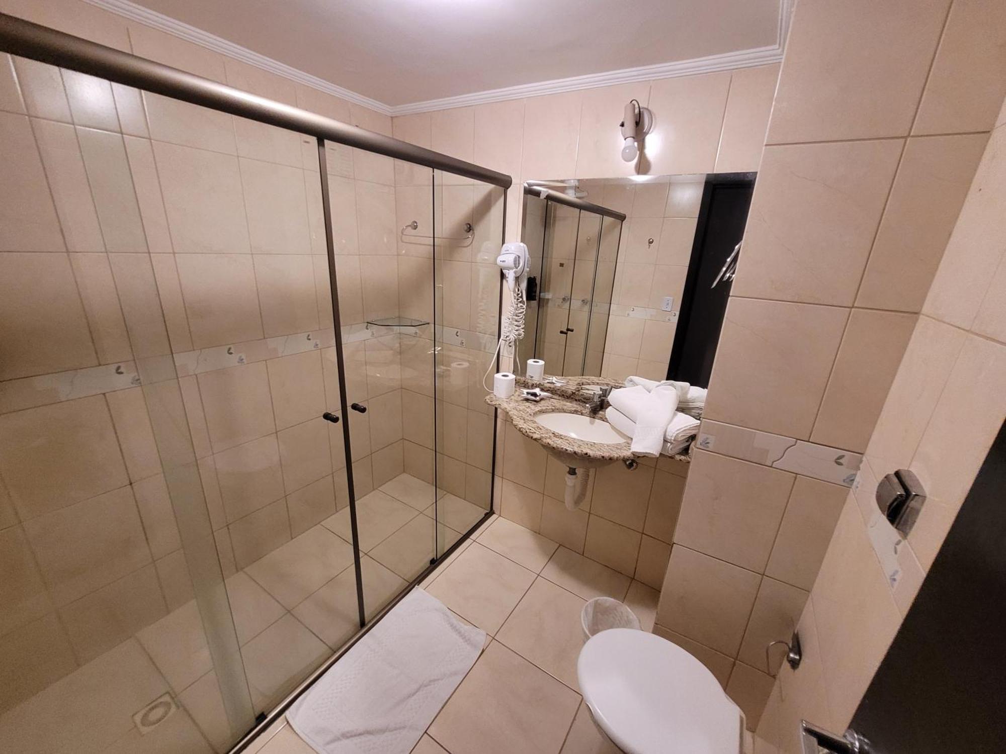 Deluxe Twin Room,1651200211:JPEG