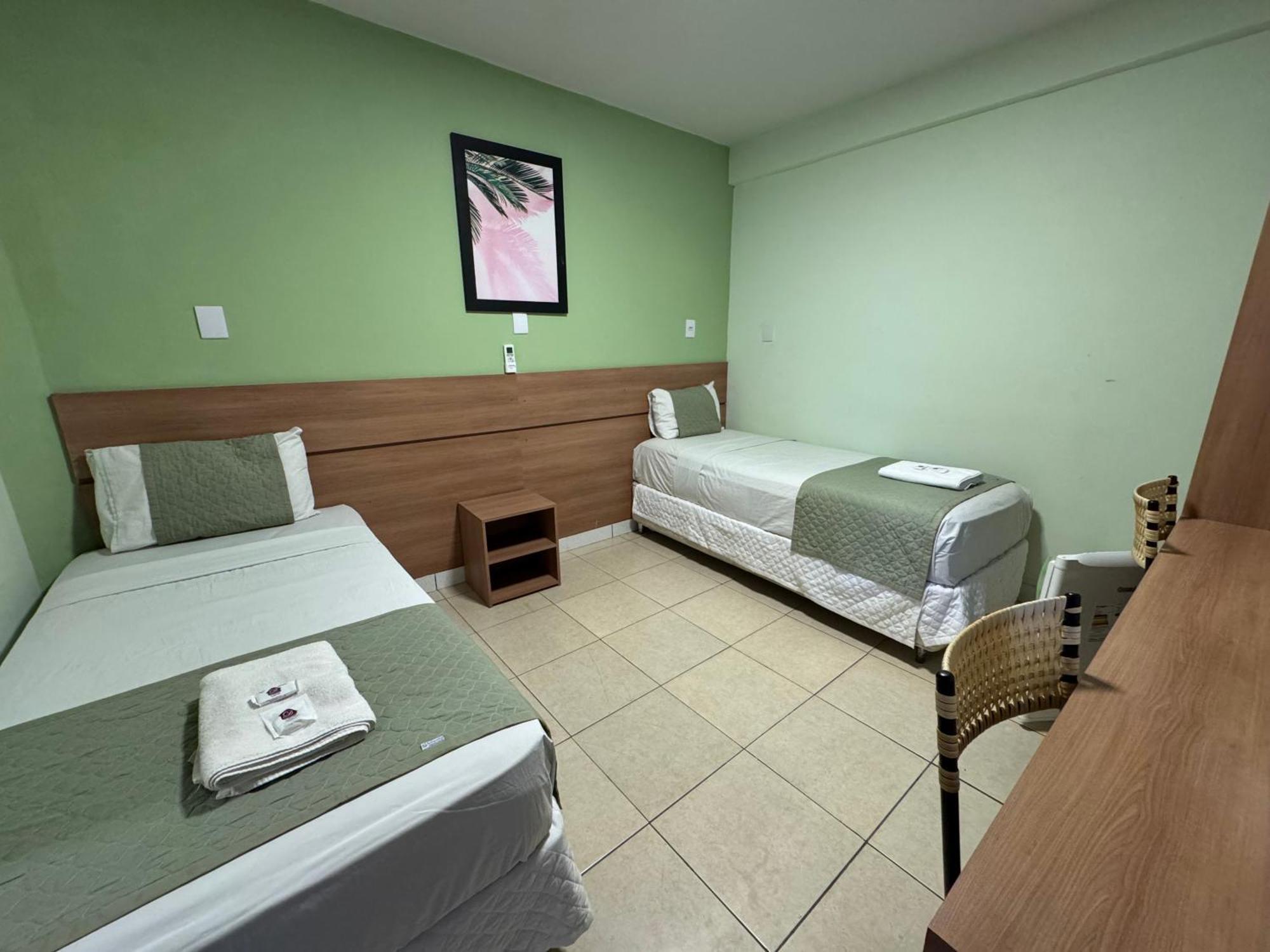 Quarto Standard com 2 Camas de Solteiro