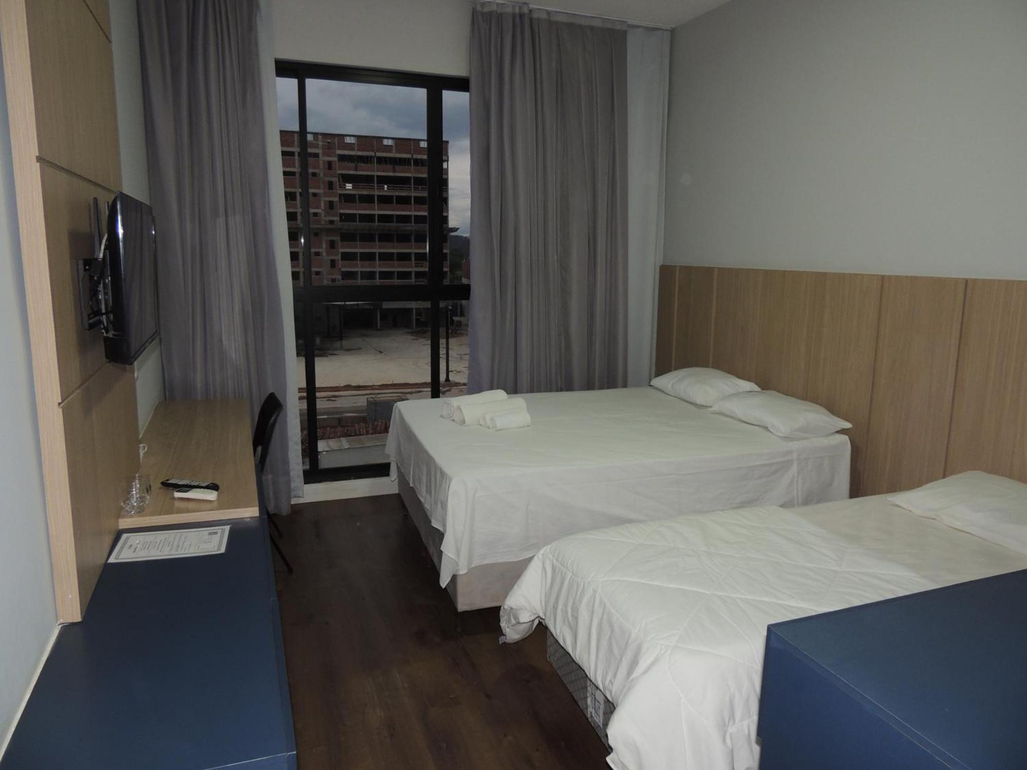 Quarto Triplo Standard