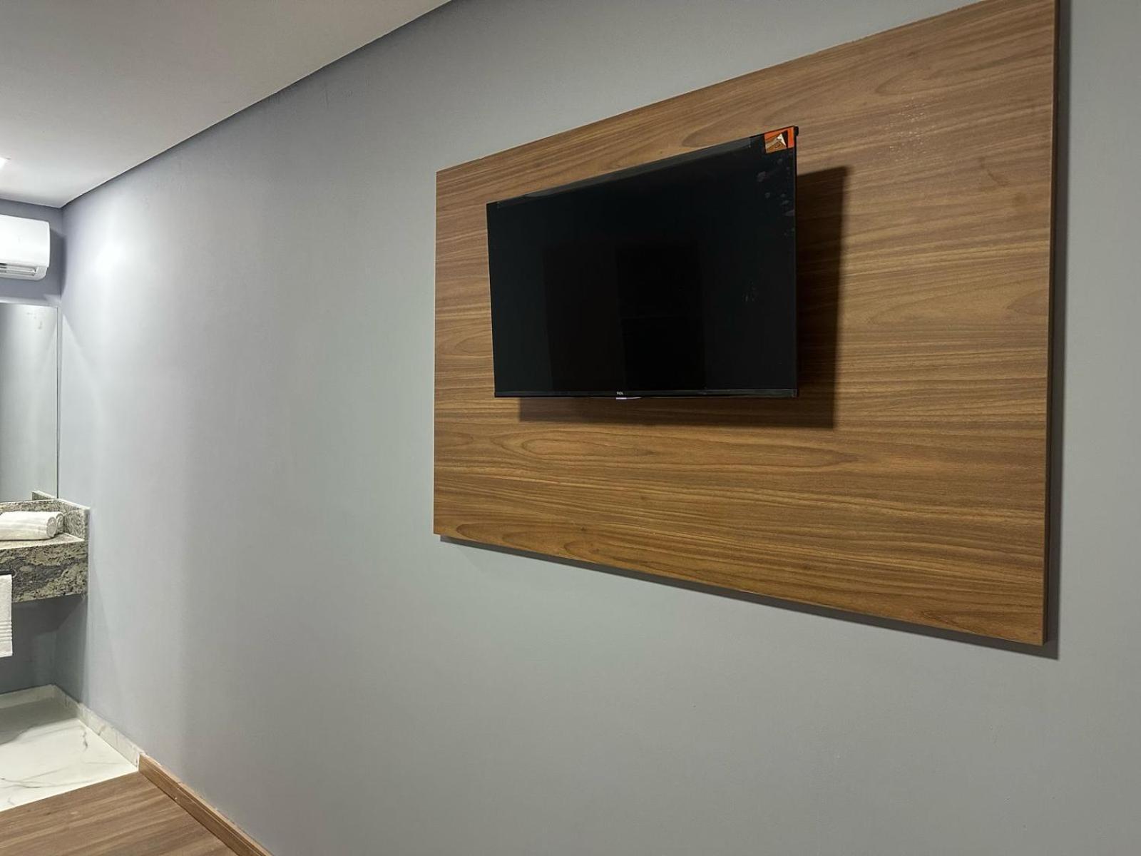 Quarto Família com Chuveiro