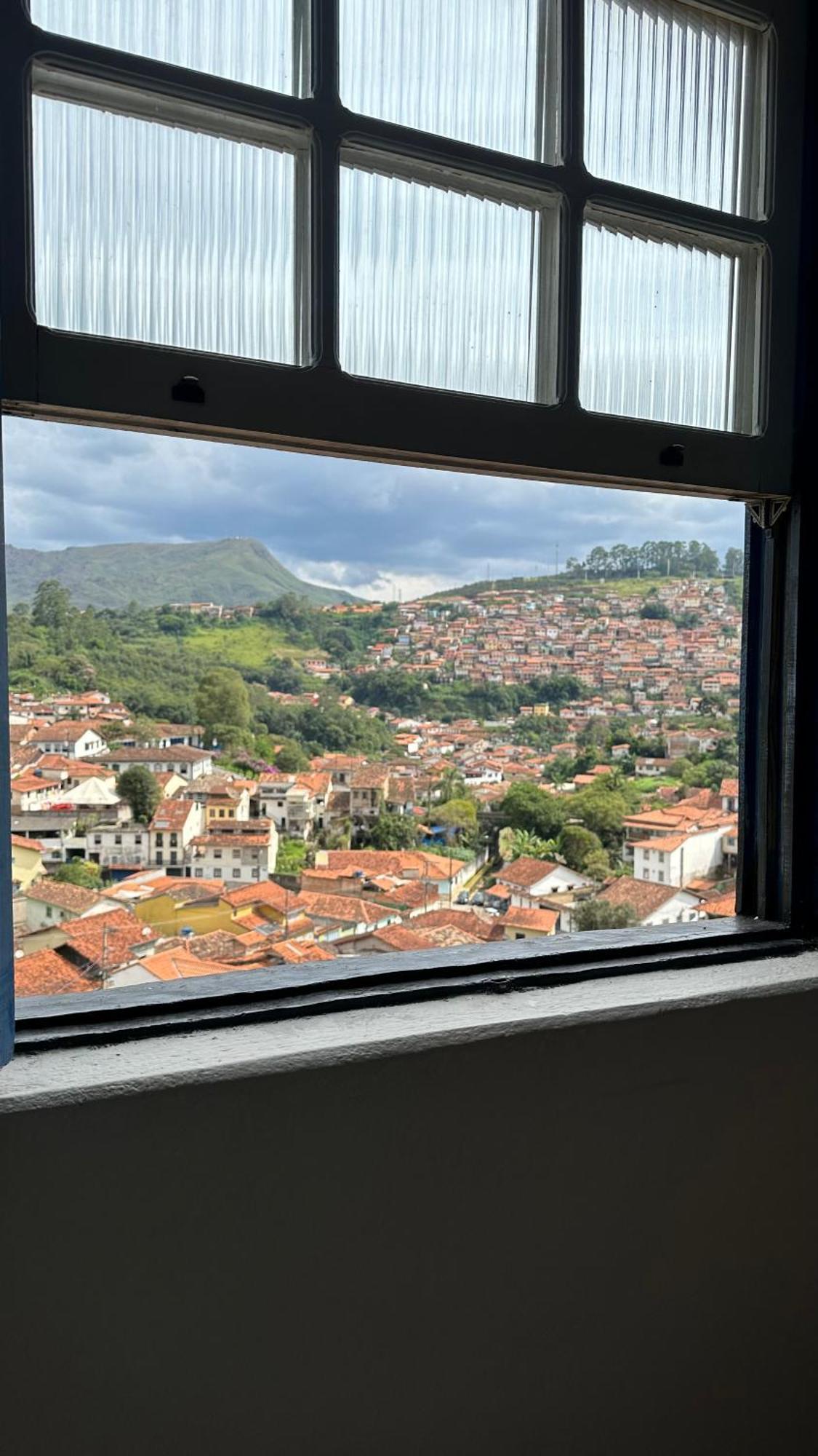 Quarto Duplo com Vista das Montanhas
