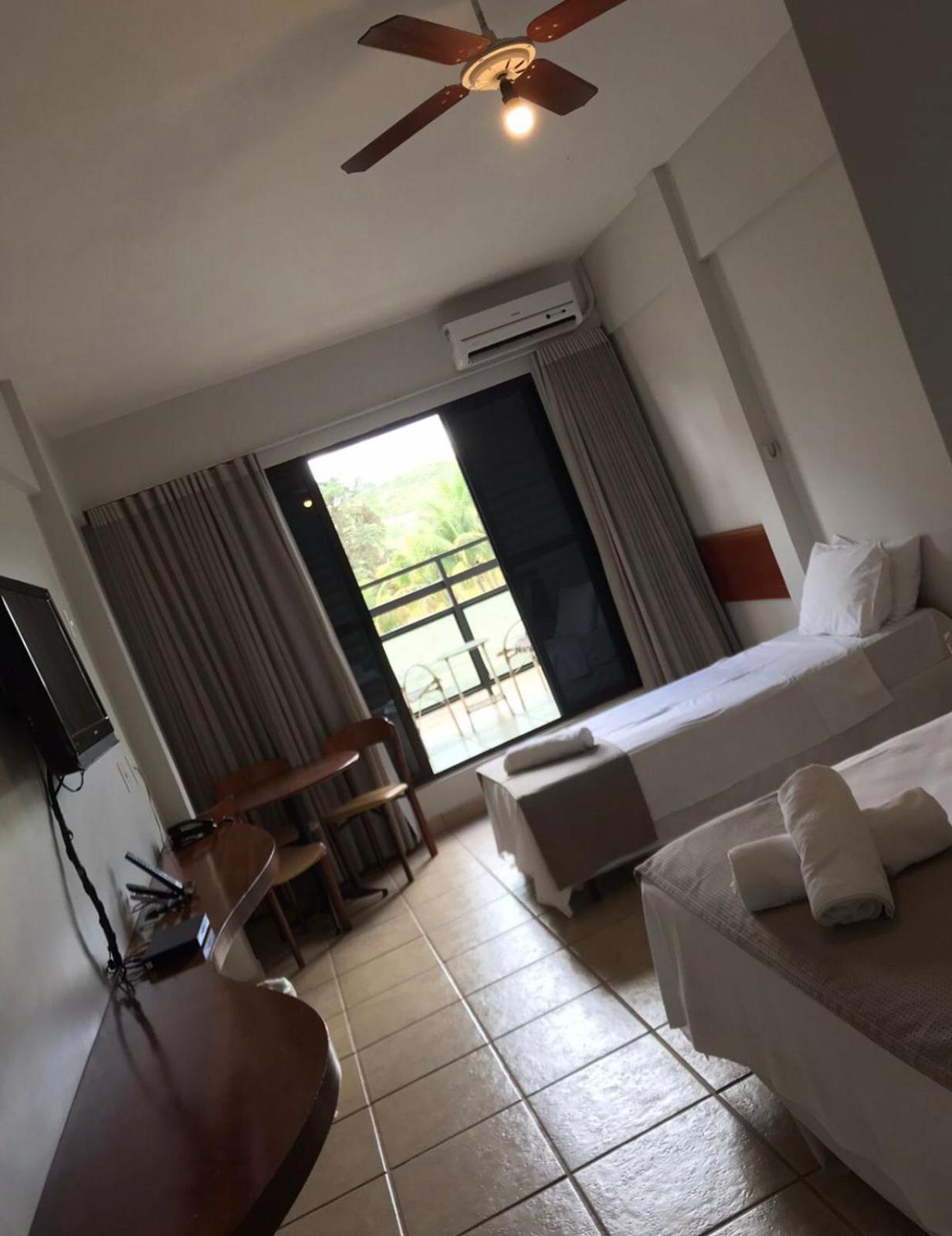Quarto Deluxe com Cama de Casal ou 2 de Solteiro