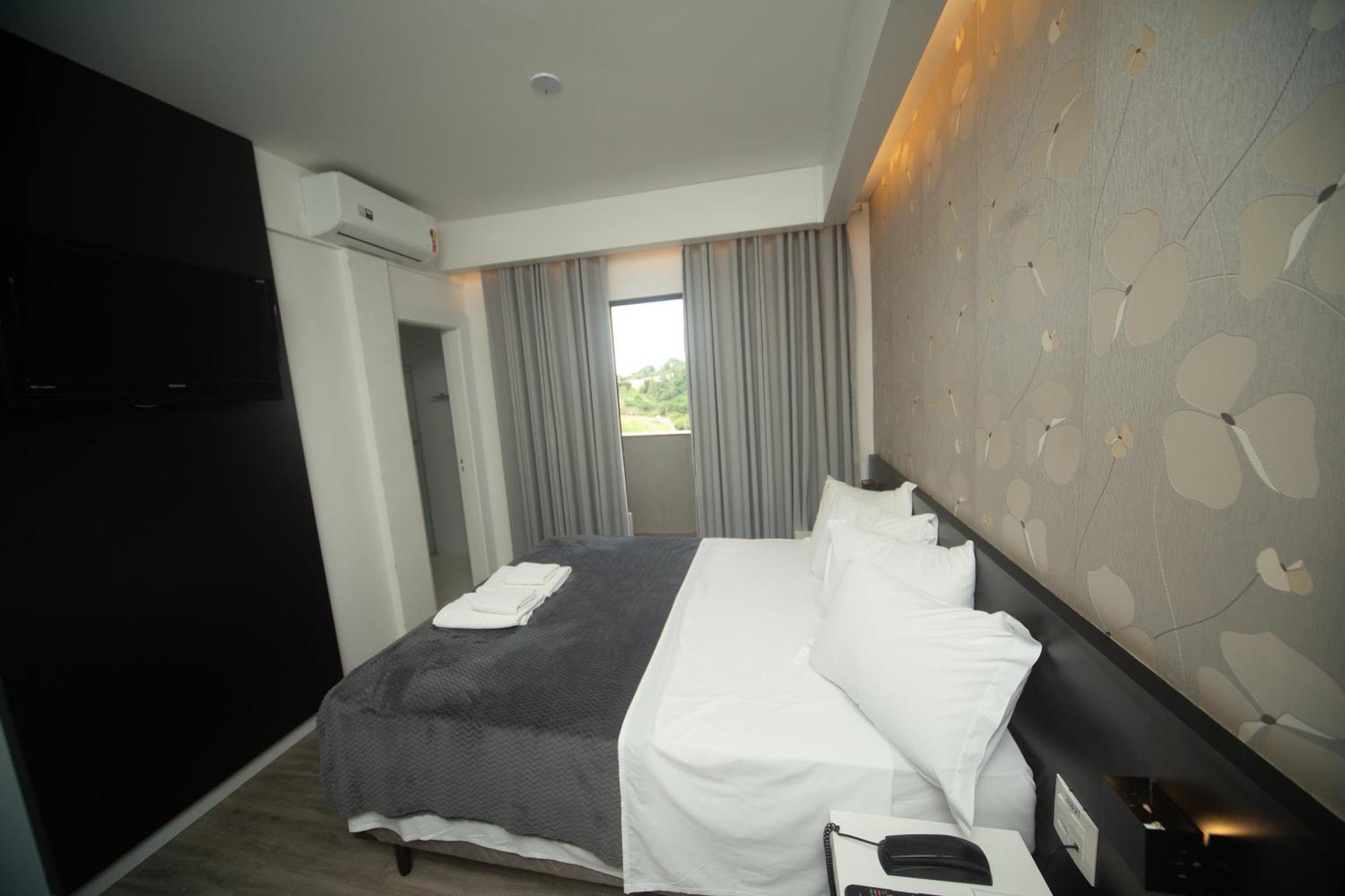 Superior Queen Room,1662991746:JPEG