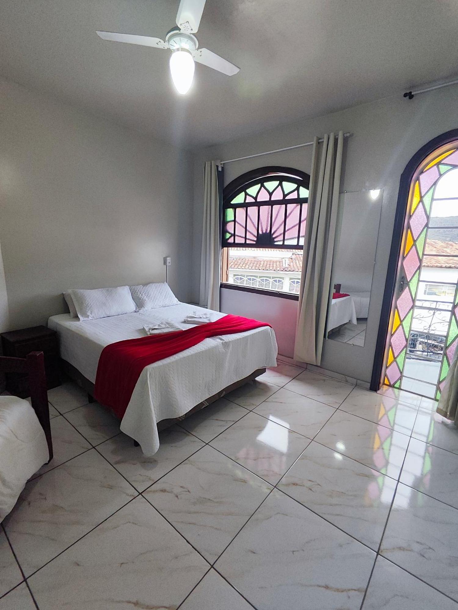 Quarto Quádruplo com Varanda