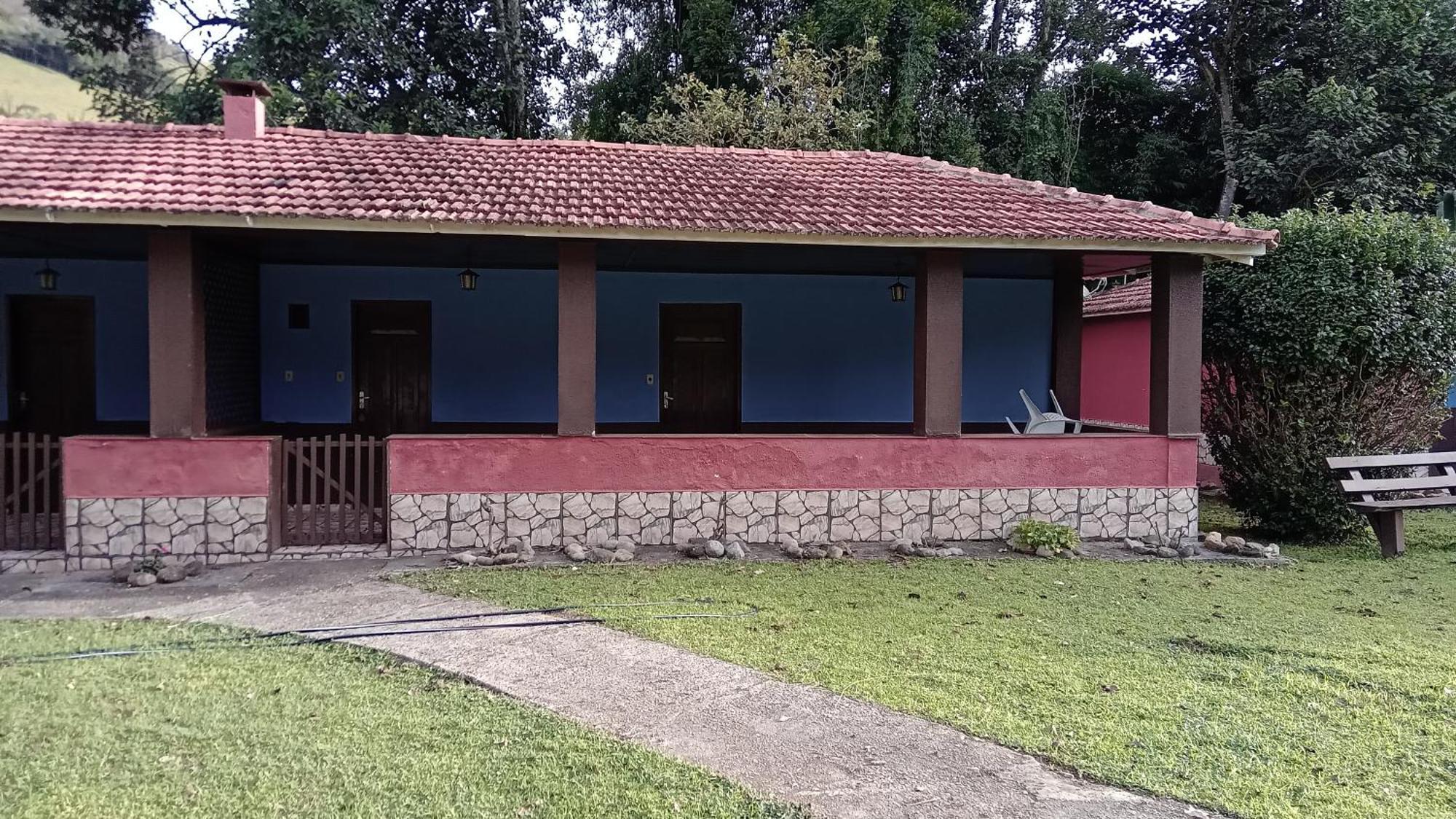 Quarto Duplo Família