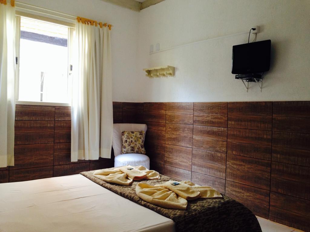 Standard Double Room,323337868:JPEG