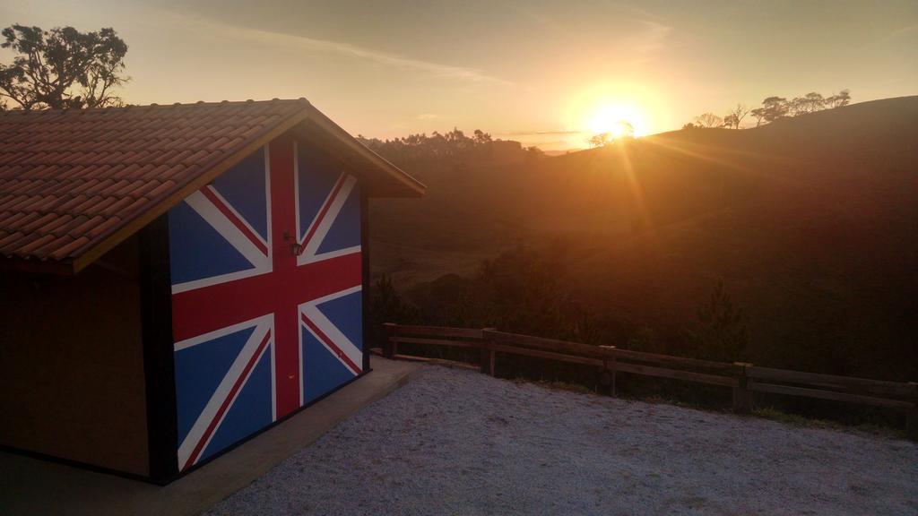 Chalé de 1 Quarto com Banheira e Vista Montanha
