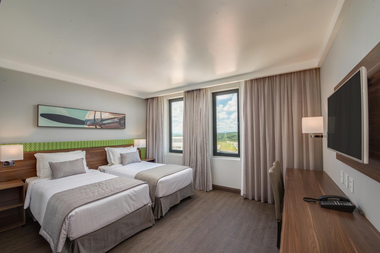 Quarto Superior com 2 Camas de Solteiro