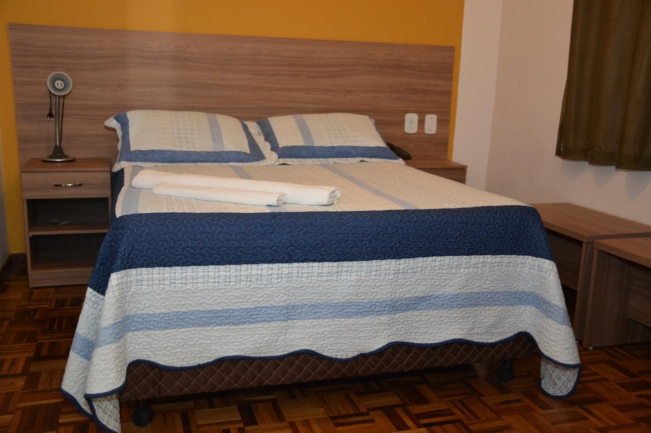 Quarto Duplo com Banheiro Privativo
