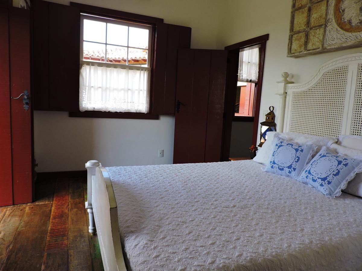 Suíte Master de 2 Quartos (4 Adultos)