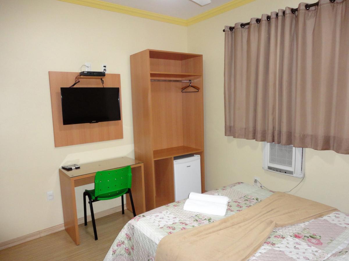Quarto Duplo
