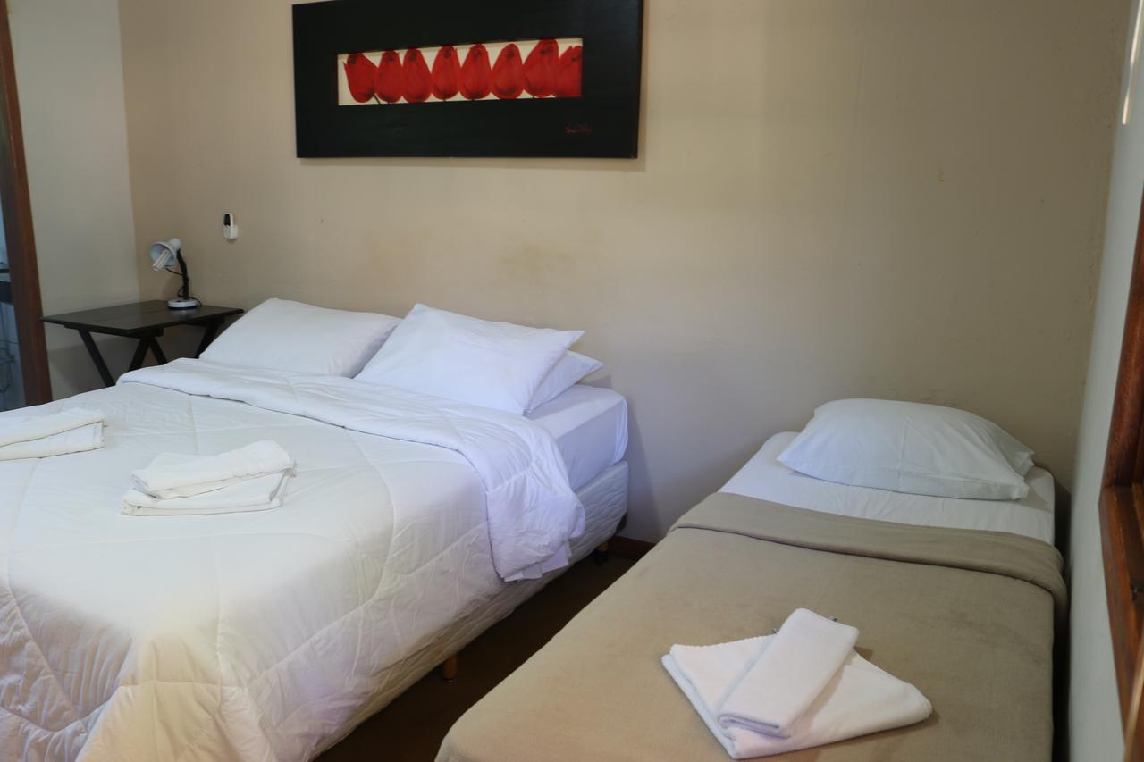 Quarto Triplo com Varanda