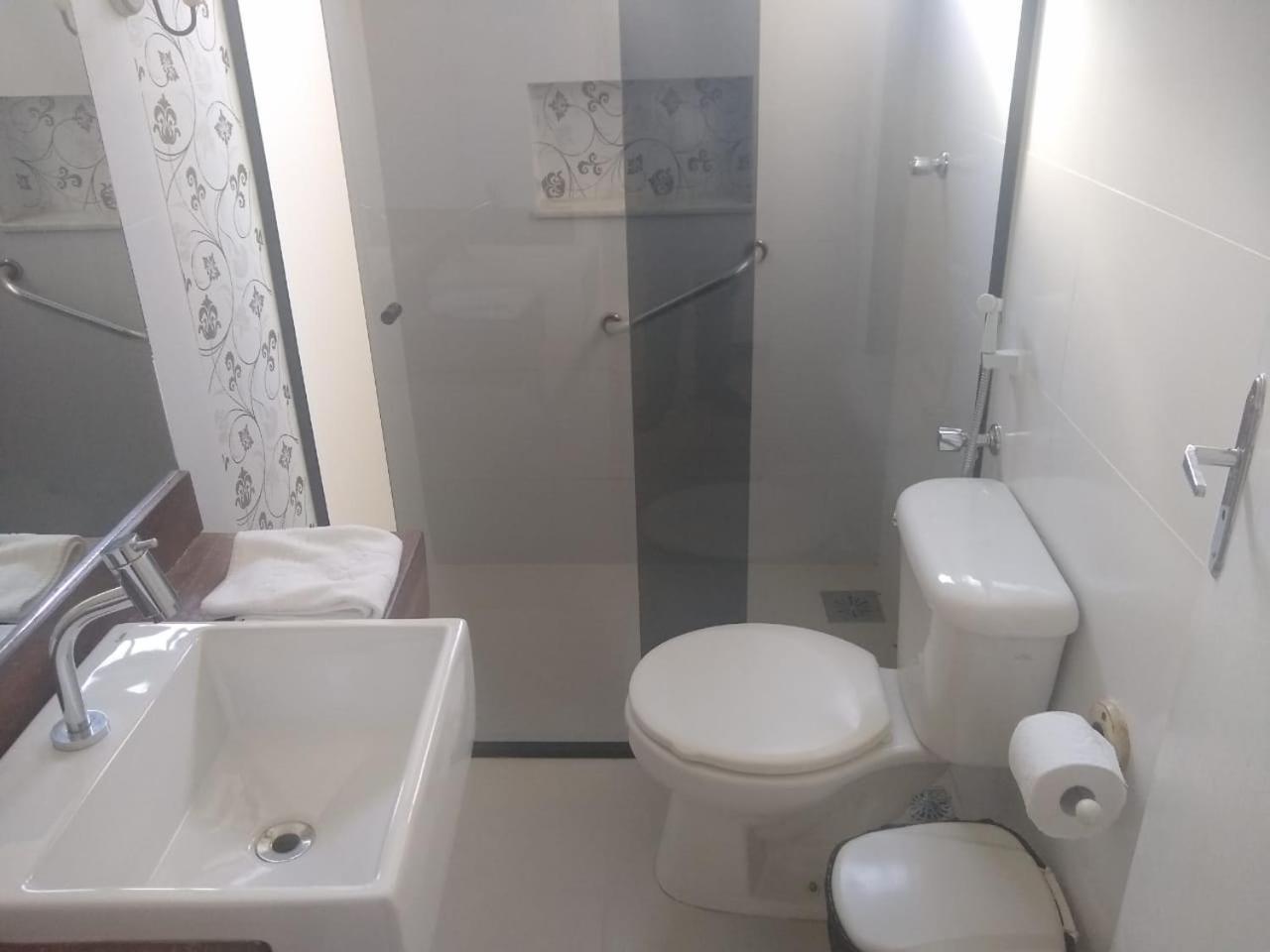 Quarto Quádruplo com Vista da Montanha