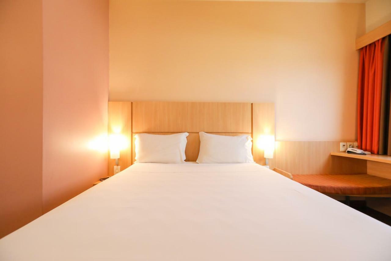 Quarto Duplo Standard