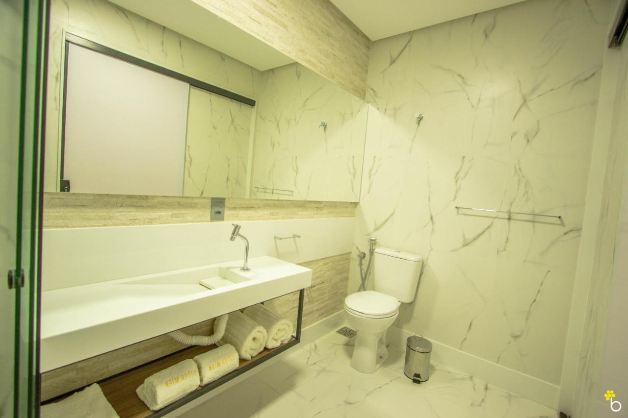 Executive Suite,993655912:JPEG
