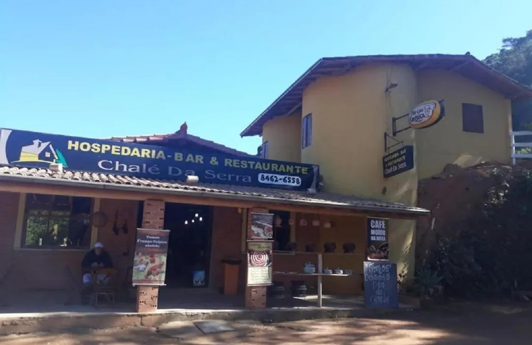 Pousada Fazenda e Pesqueiro Chalé da serra-1