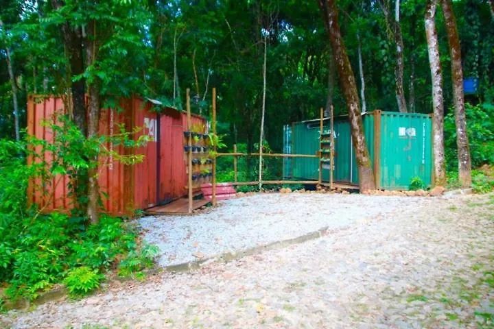 Econtainer Suítes Macacos-1