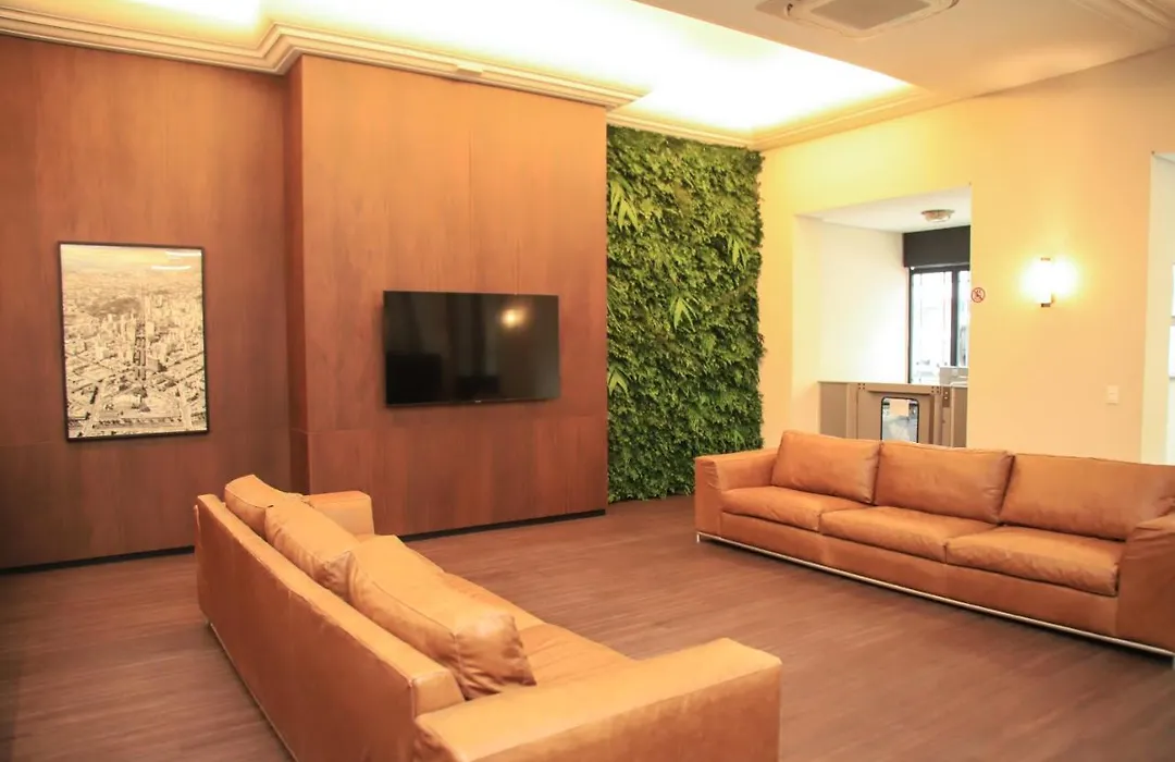 Hotel Financial-1