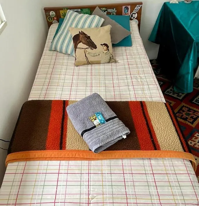 Quartos Em Casa Toda Equipada Bh-1