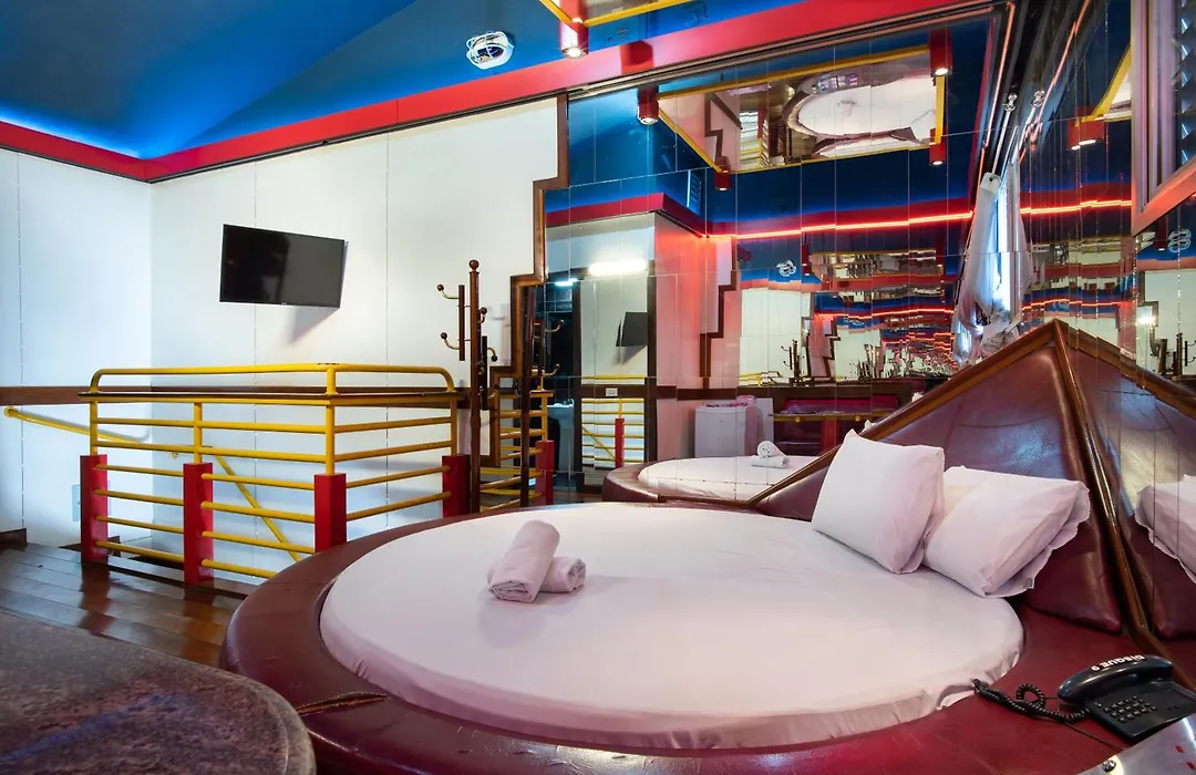 Motel Fantasy 5-1