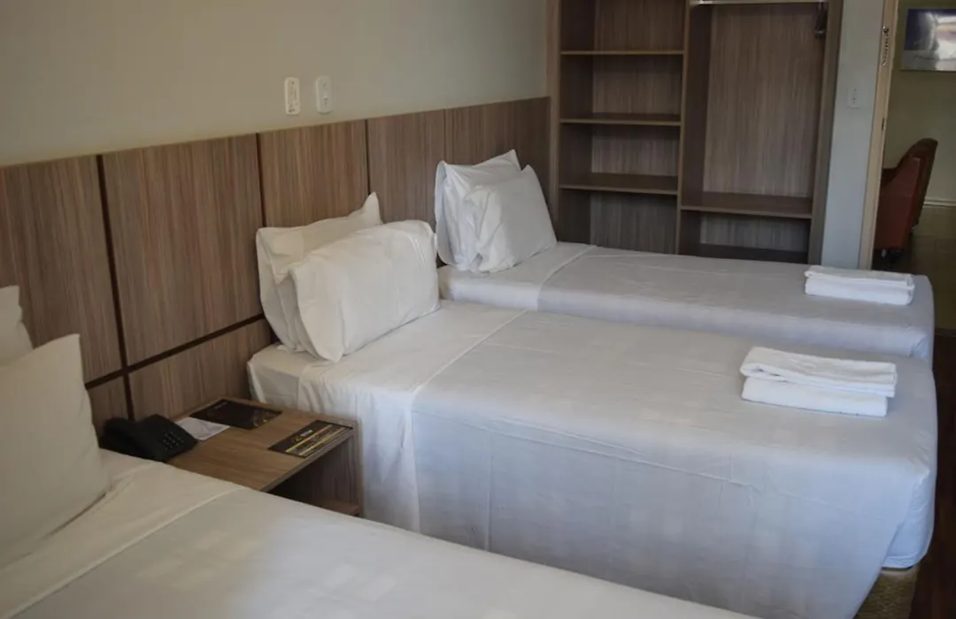 Bittar Inn-1