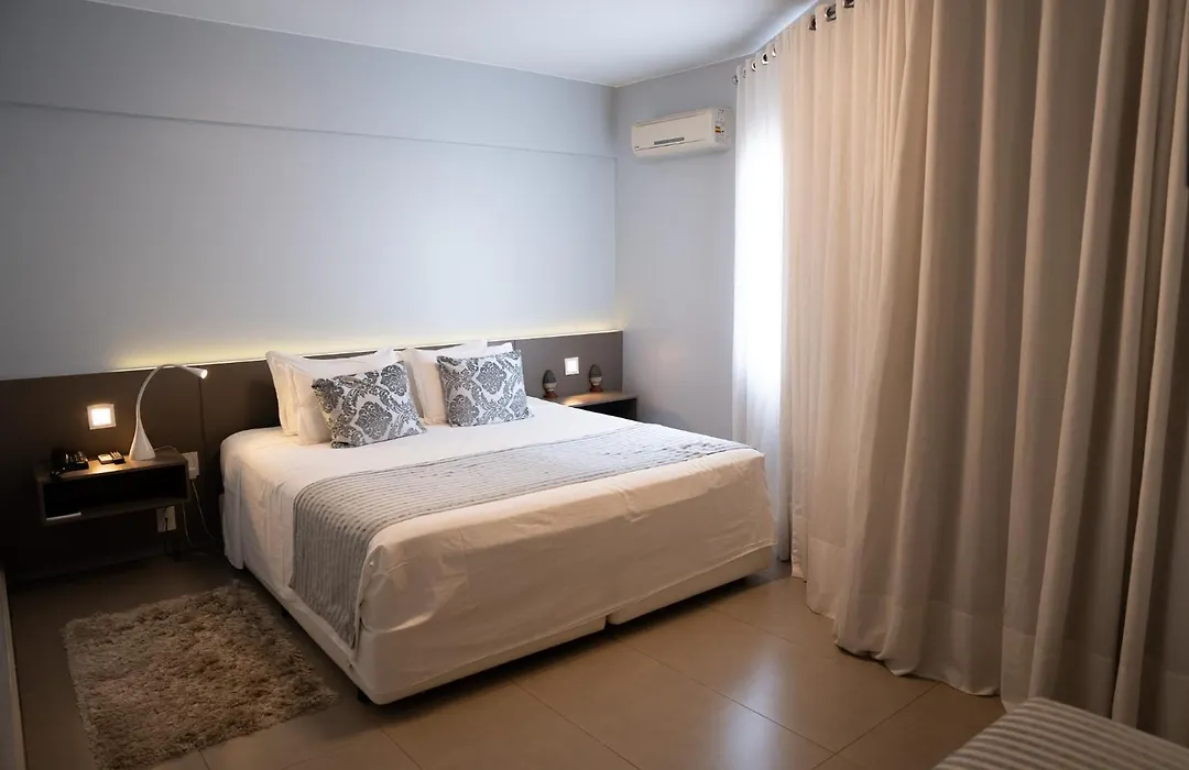 Hz Hotel-1