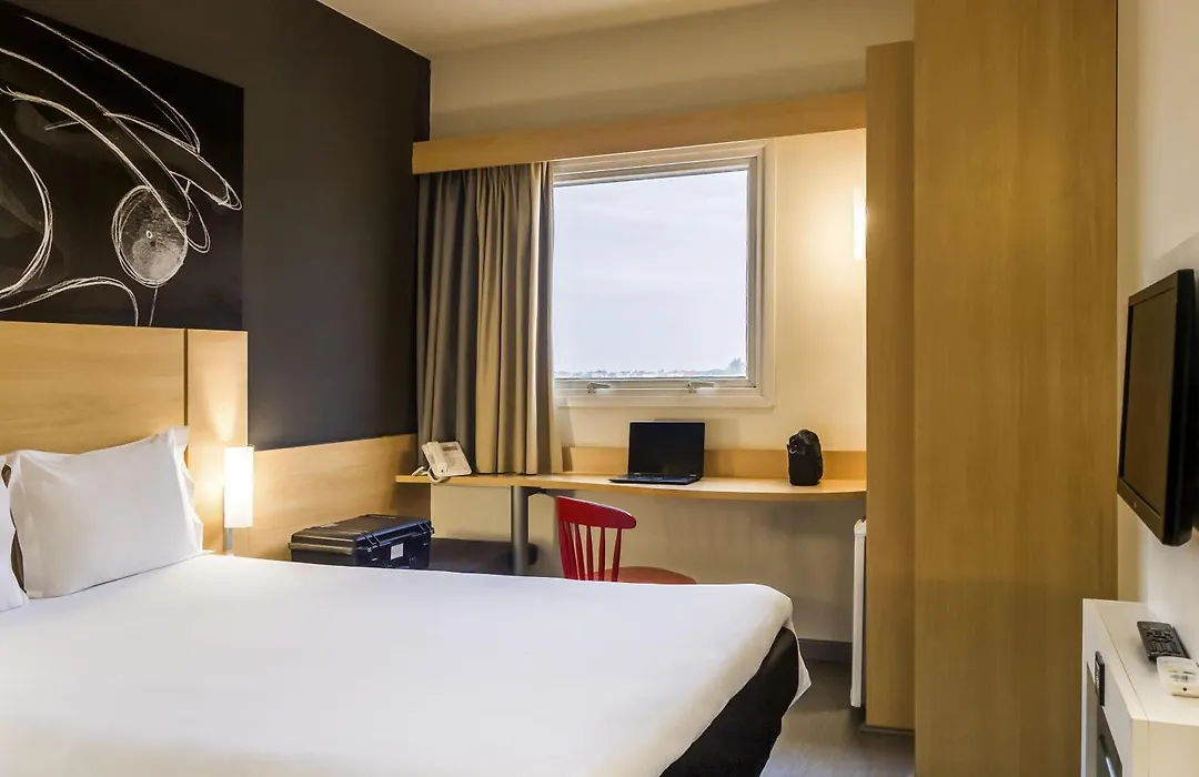 Ibis Uberaba-1