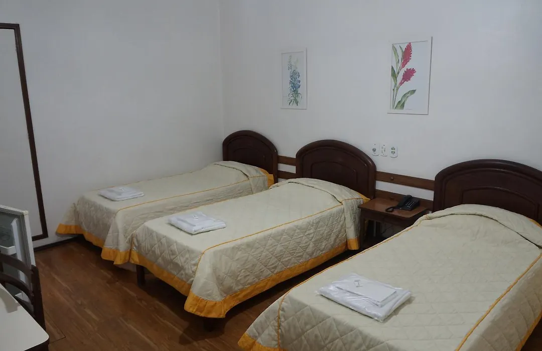 Rhud'S Hotel-1