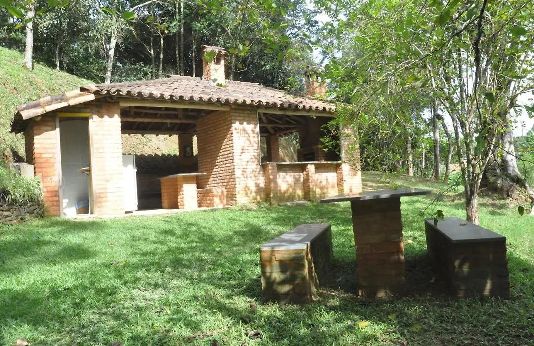 Repousada Chalés-1