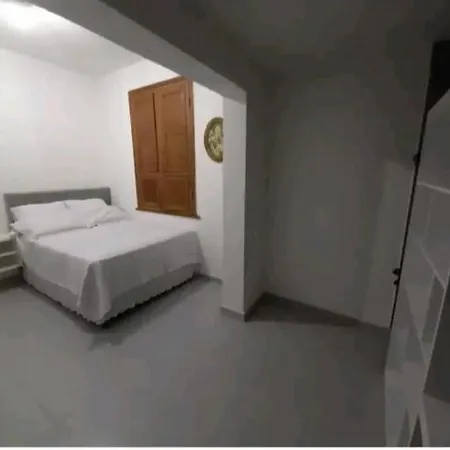 Casa Grande Aconchegante E Completa Com Quatro Quartos-3