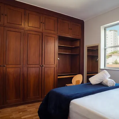 Luxury Apartment In The Best Area Of The City-3