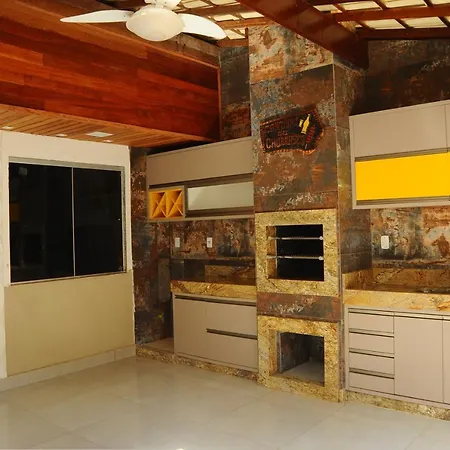 Privacyhouse-3