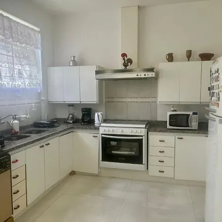 Quartos Em Casa Toda Equipada Bh-2