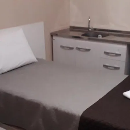 Bh Expo Suites & Kitnetes-2