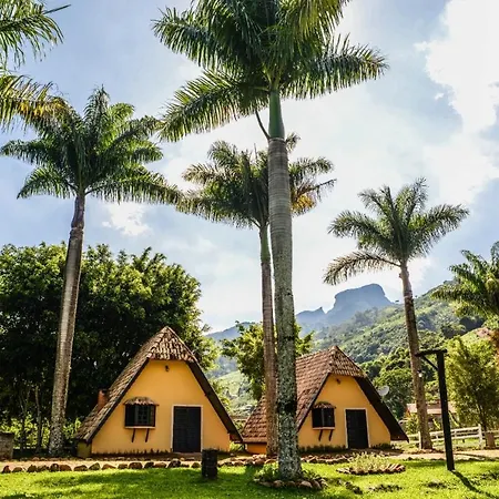 Villa das Palmeiras Chalés&Camping-2