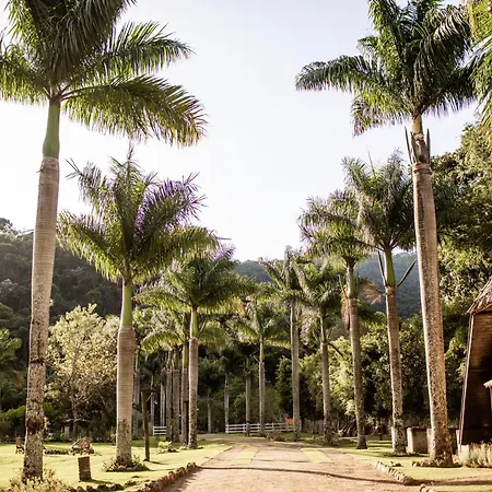 Villa das Palmeiras Chalés&Camping-3