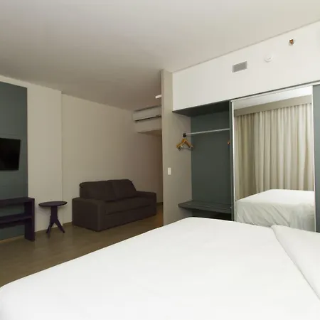 Esuites Virginia Luxemburgo-2
